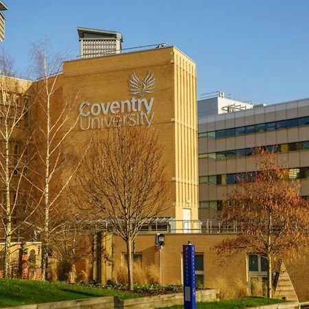 فيلا Comfortable Town House In Coventry City Centre المظهر الخارجي الصورة